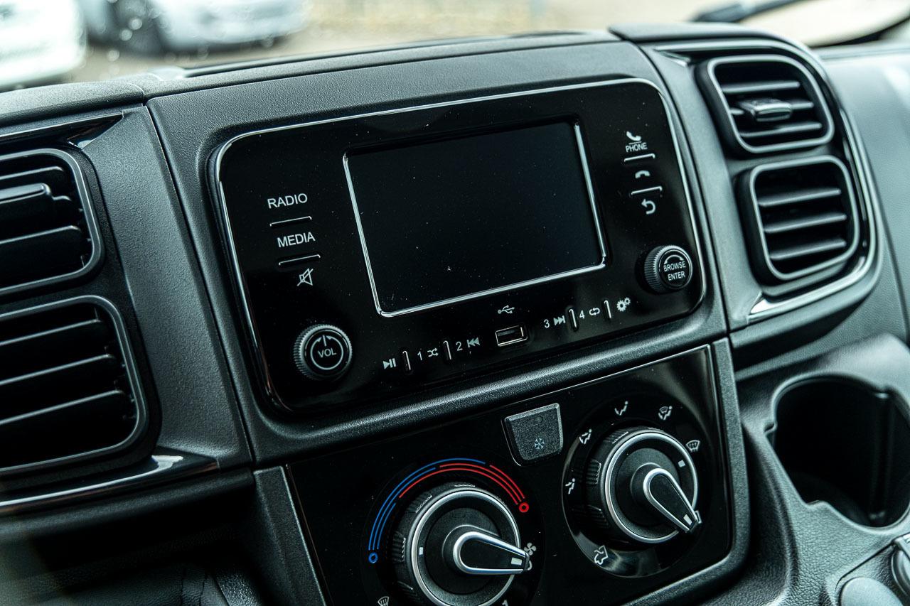 Fahrzeug-Bild 16