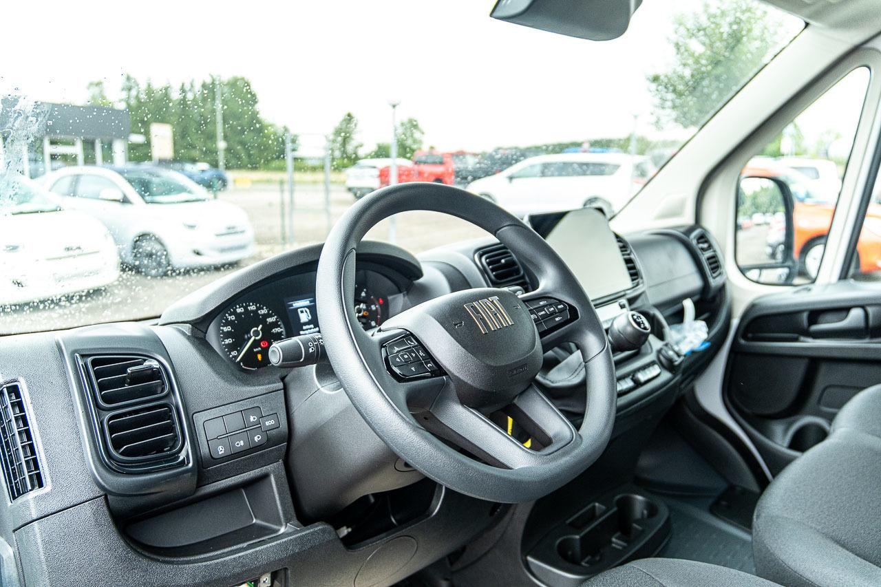Fahrzeug-Bild 9