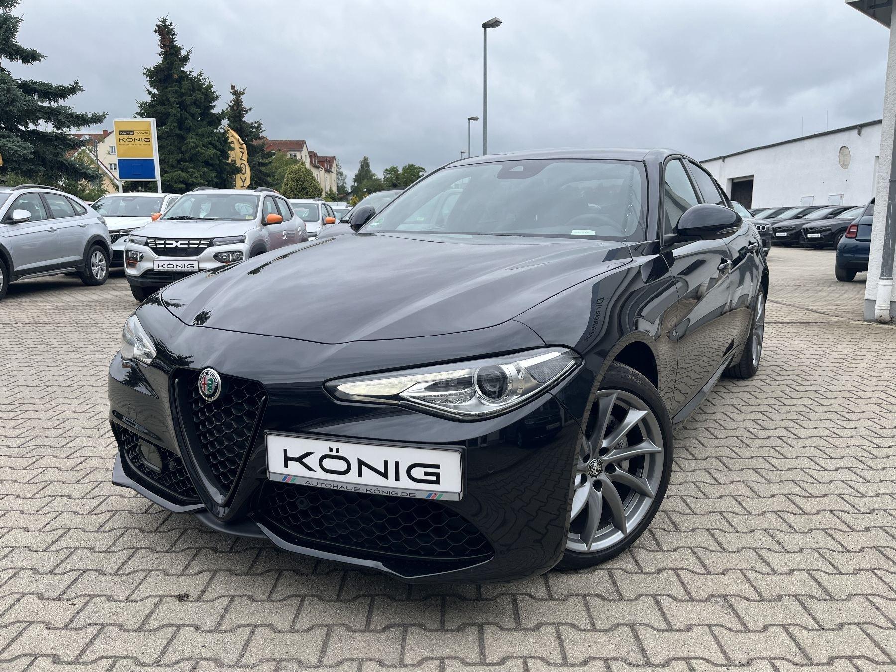 Alfa Romeo Giulia Sprint 2.0 Turbo 16V 200PS AT8