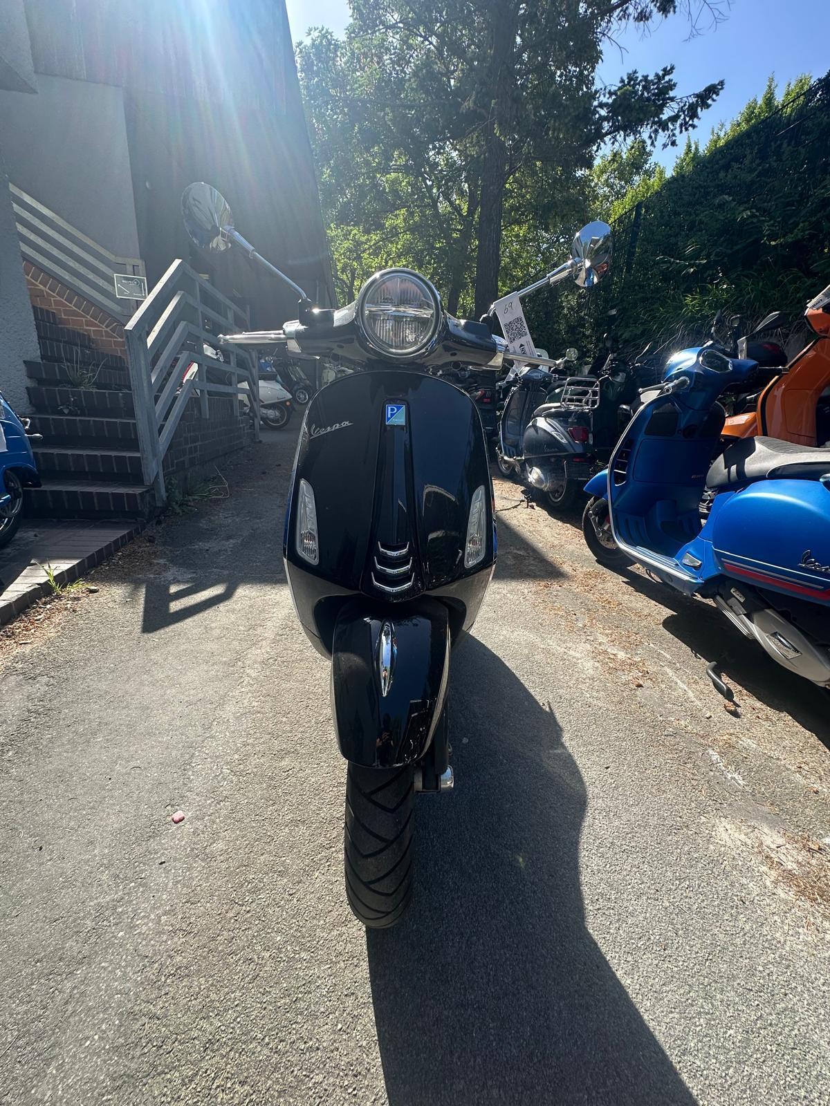 Vespa Primavera 125  