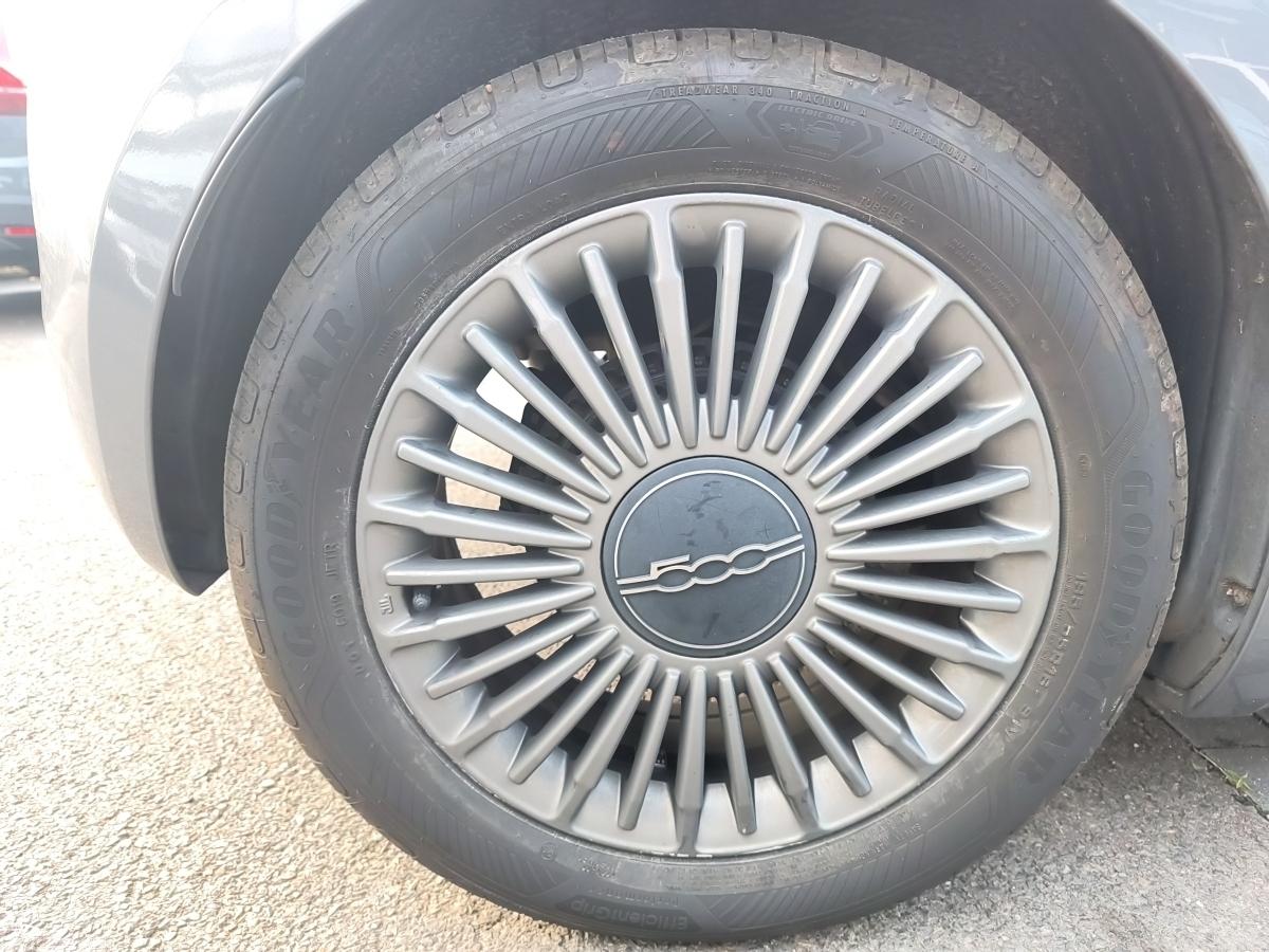 Fahrzeug-Bild 6