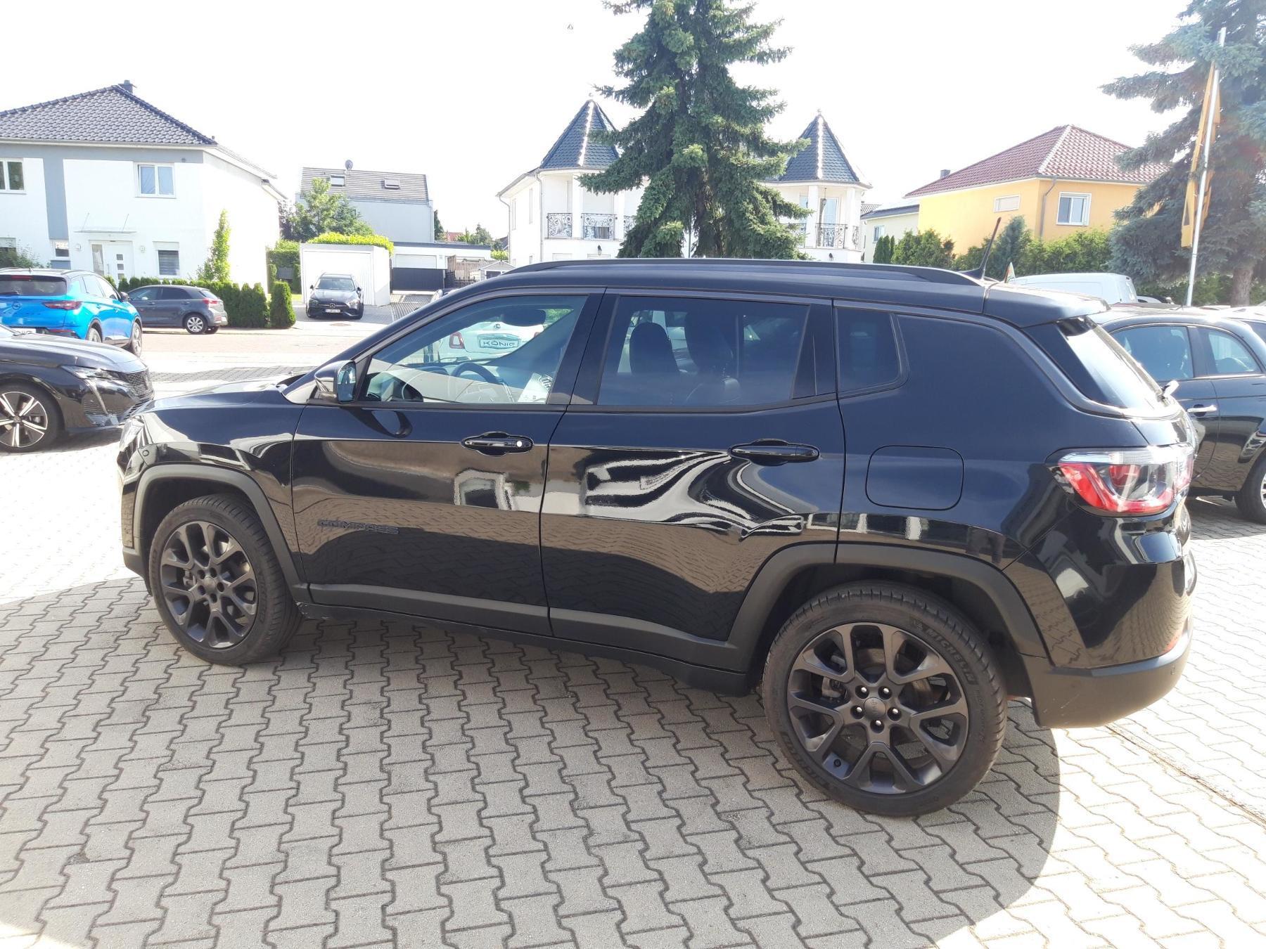 Fahrzeug-Bild 4