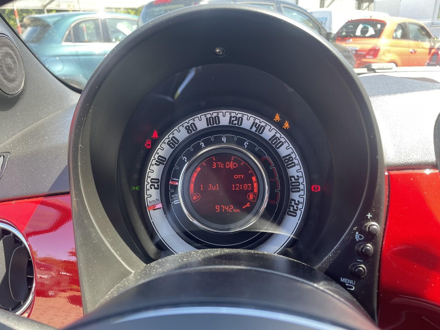 Fahrzeug-Bild 12