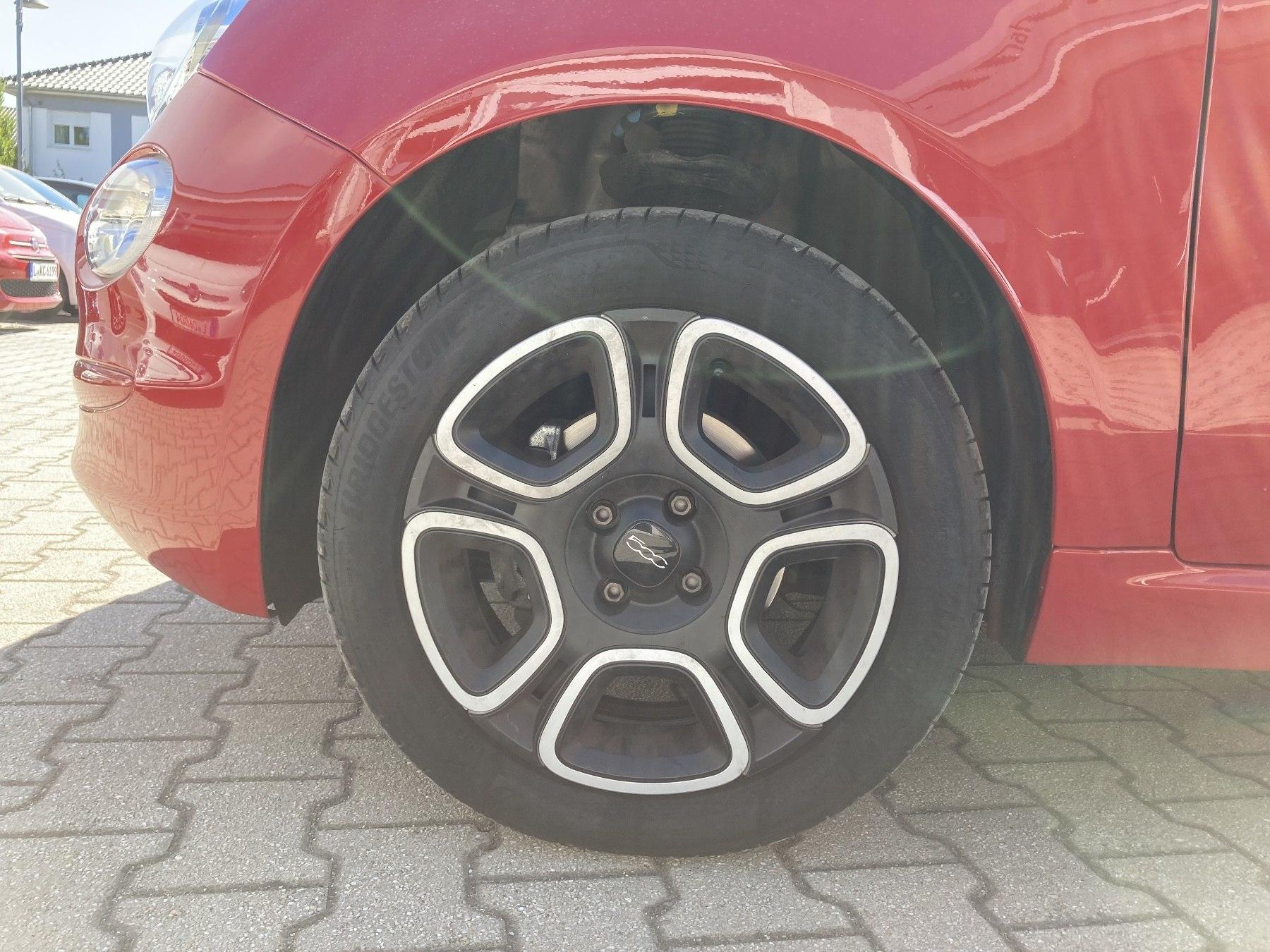 Fahrzeug-Bild 16