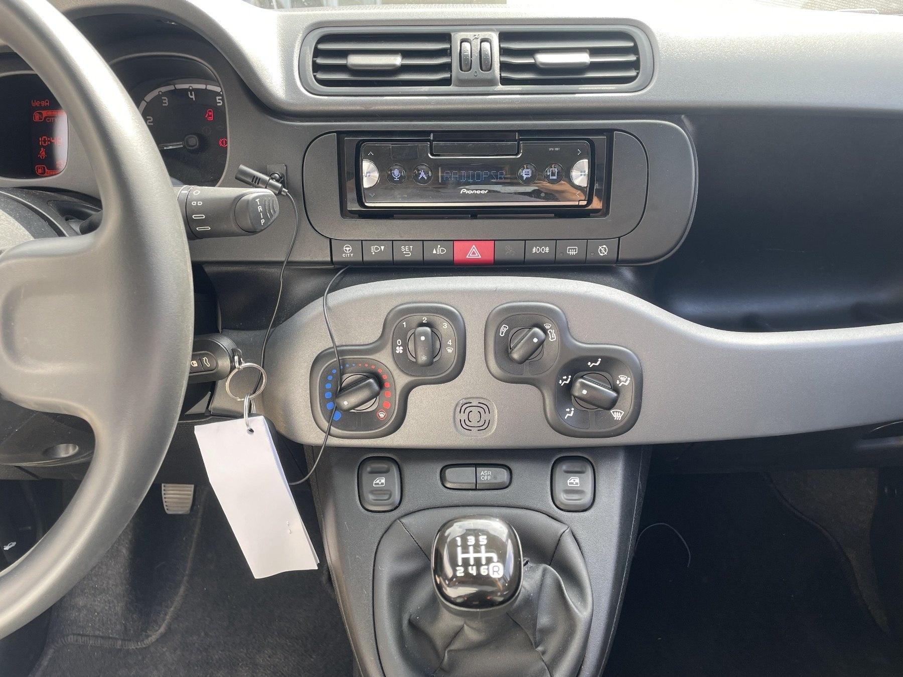 Fahrzeug-Bild 13