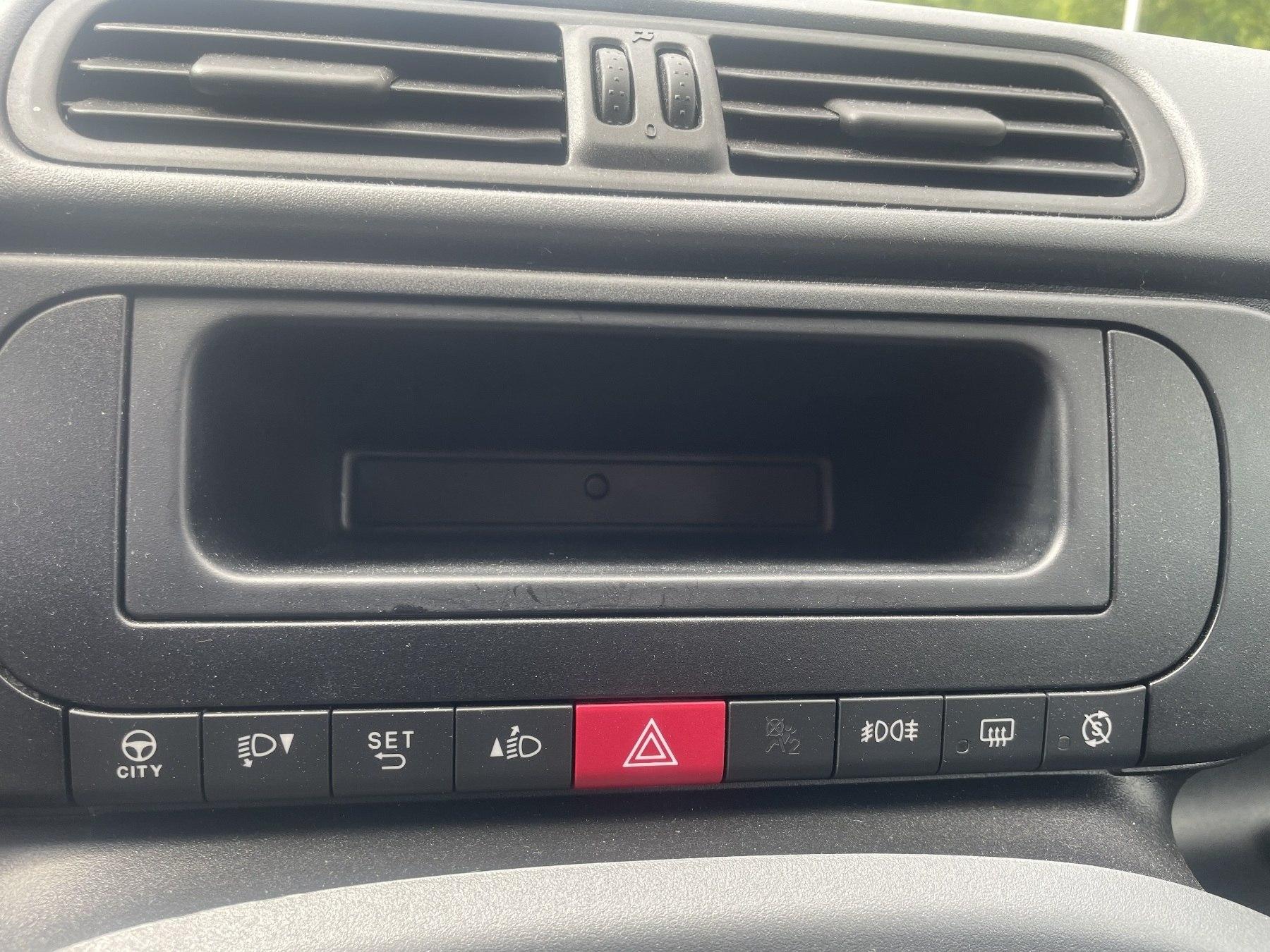 Fahrzeug-Bild 16