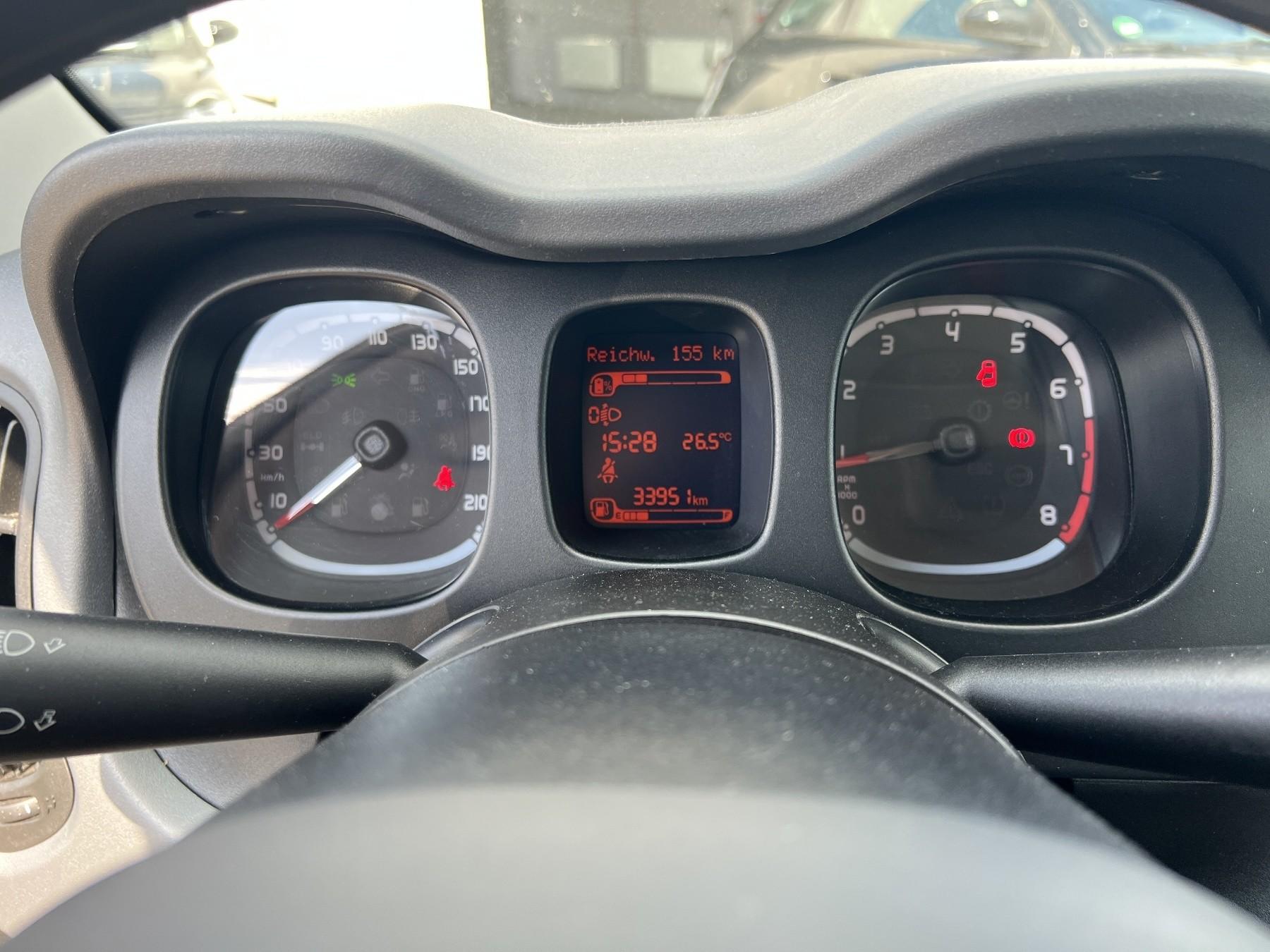 Fahrzeug-Bild 12