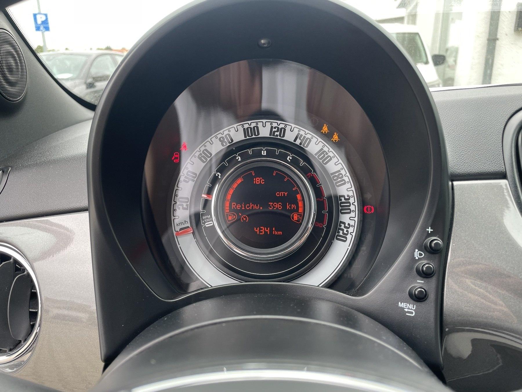 Fahrzeug-Bild 12