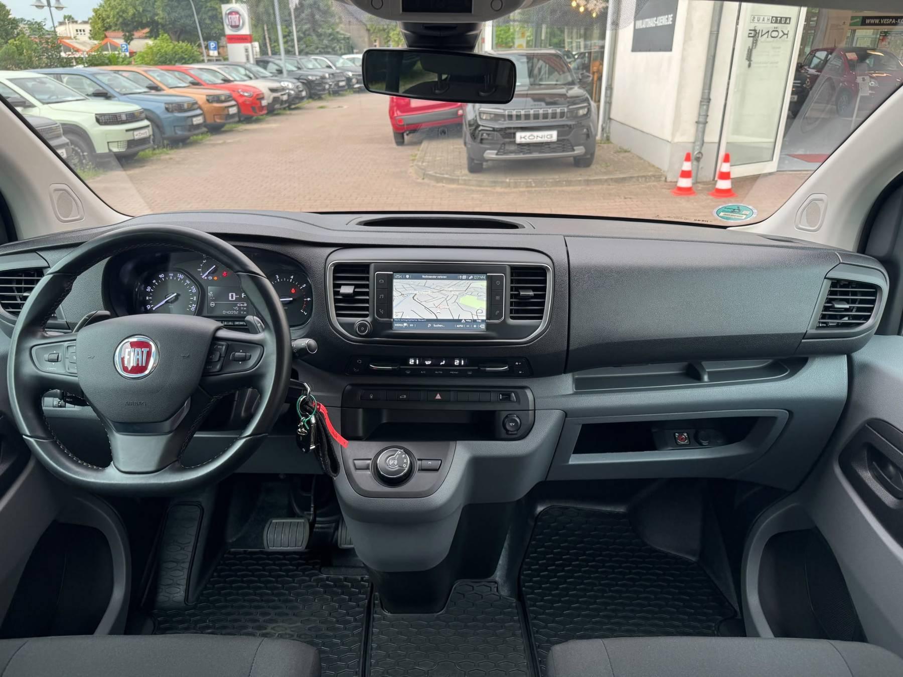 Fahrzeug-Bild 11