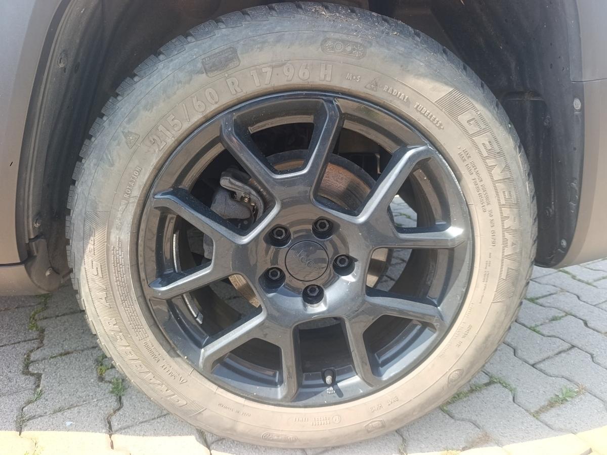 Fahrzeug-Bild 14