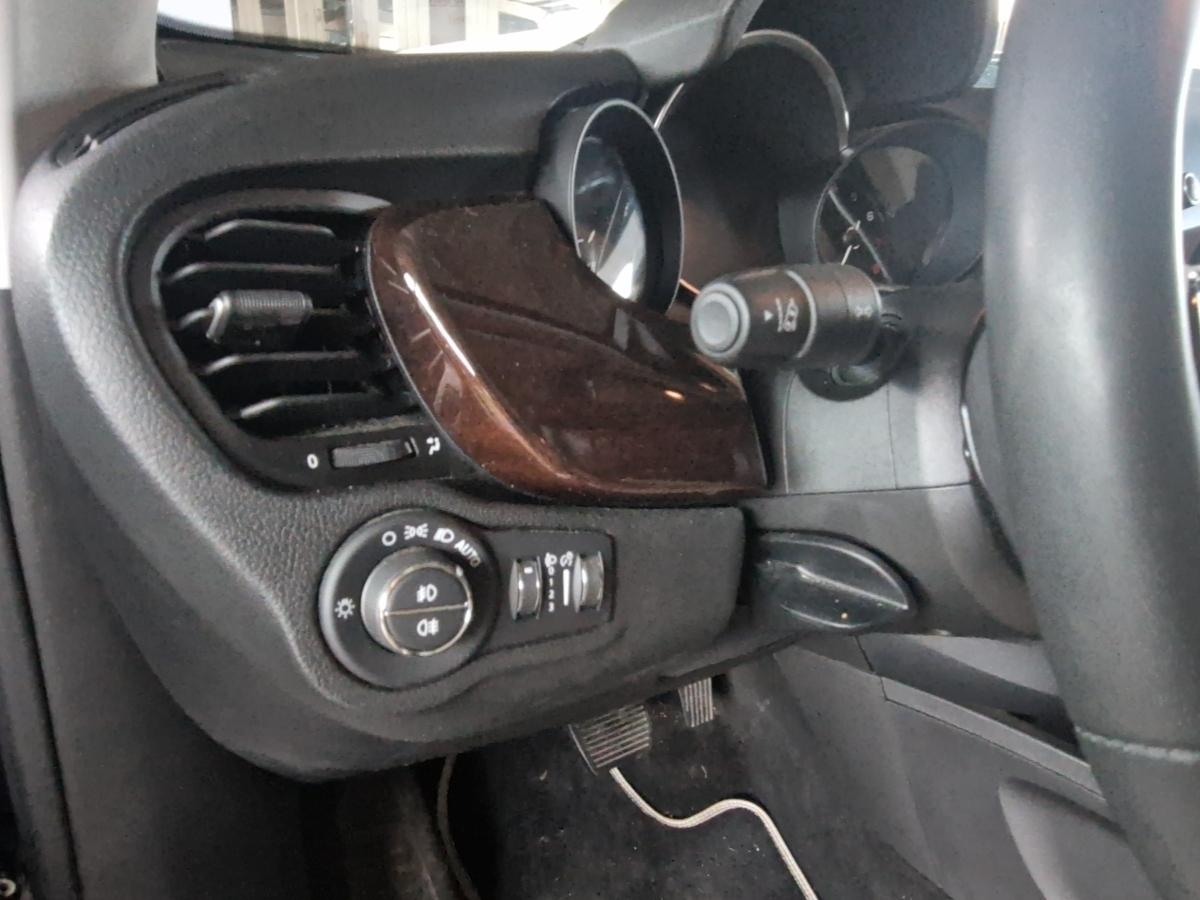 Fahrzeug-Bild 13