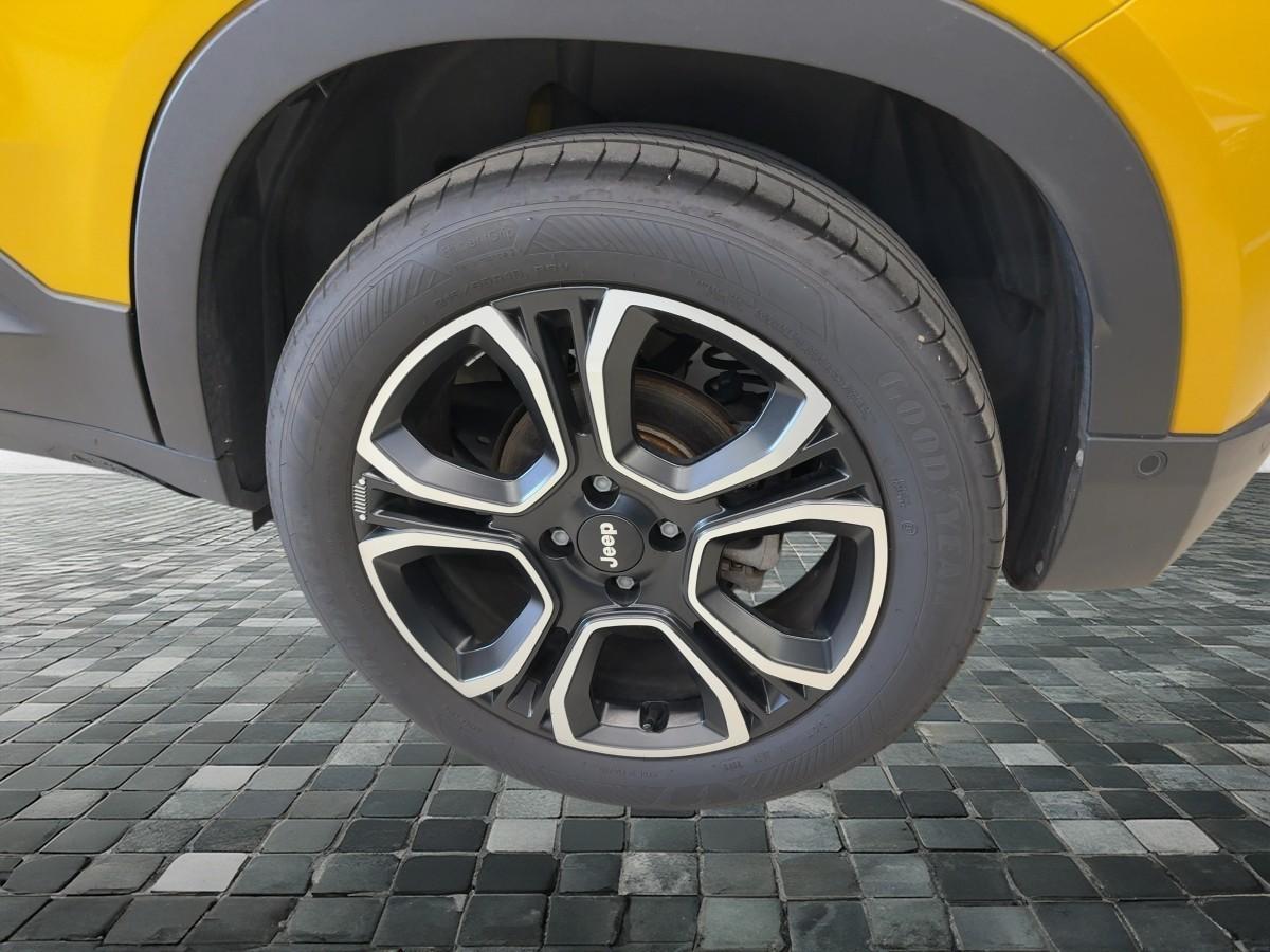 Fahrzeug-Bild 7