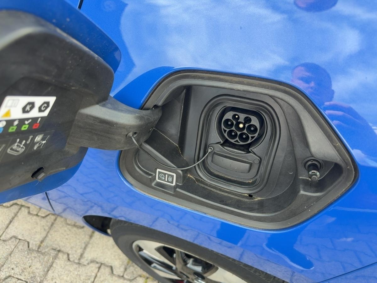 Fahrzeug-Bild 14