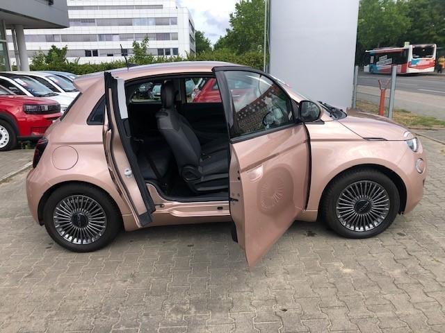 Fahrzeug-Bild 11