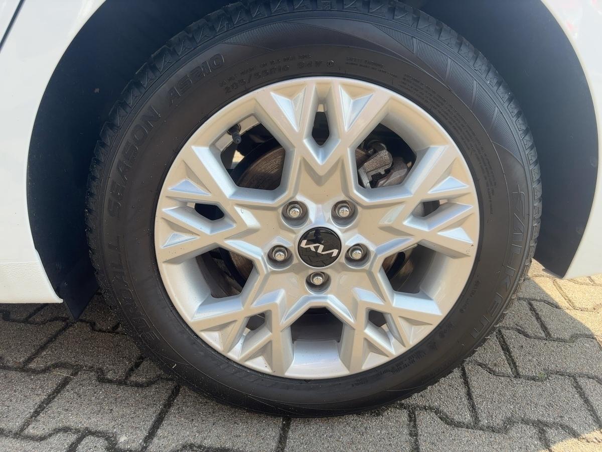 Fahrzeug-Bild 12