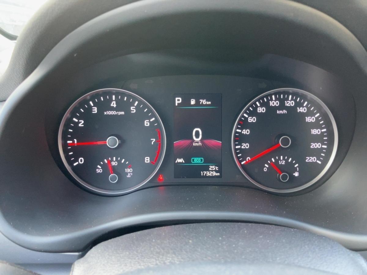 Fahrzeug-Bild 13
