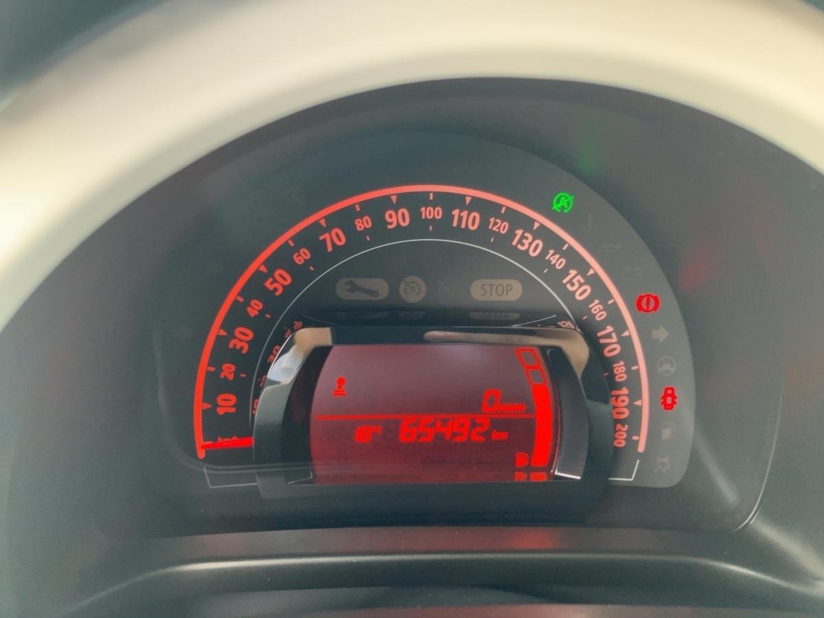 Fahrzeug-Bild 12