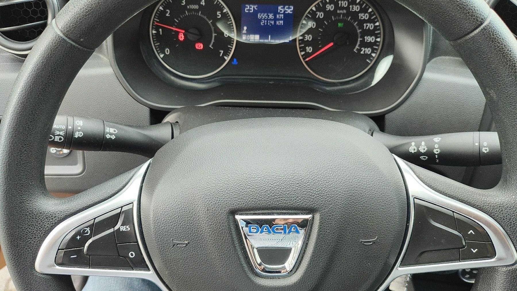 Fahrzeug-Bild 13