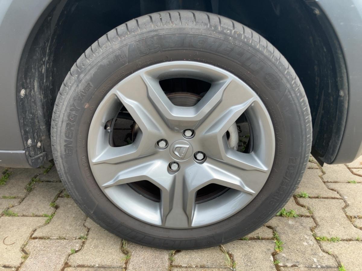 Fahrzeug-Bild 16