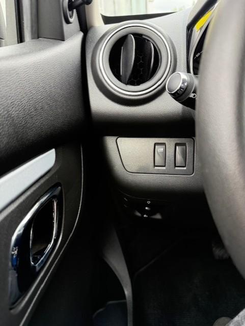 Fahrzeug-Bild 6