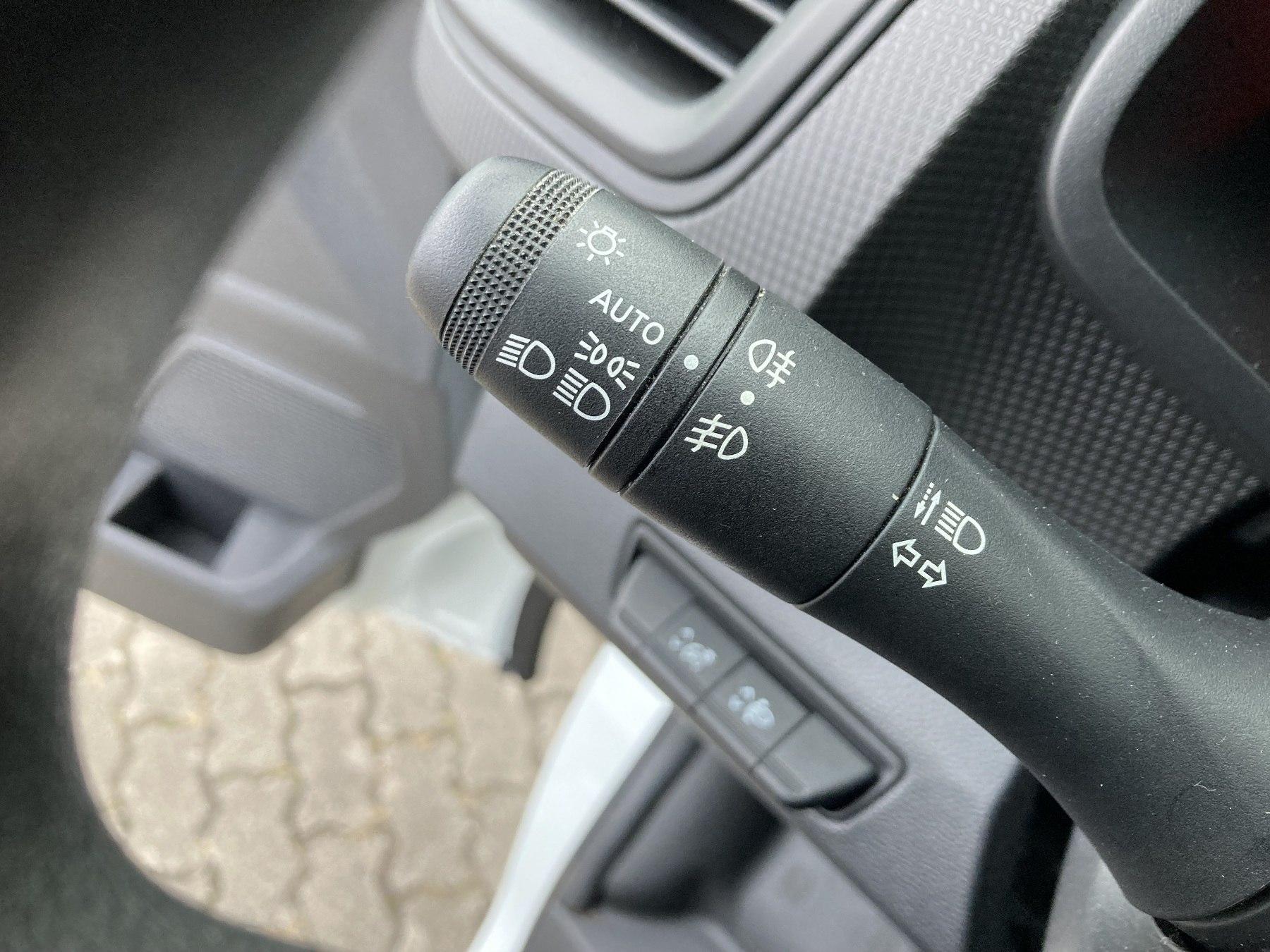Fahrzeug-Bild 12
