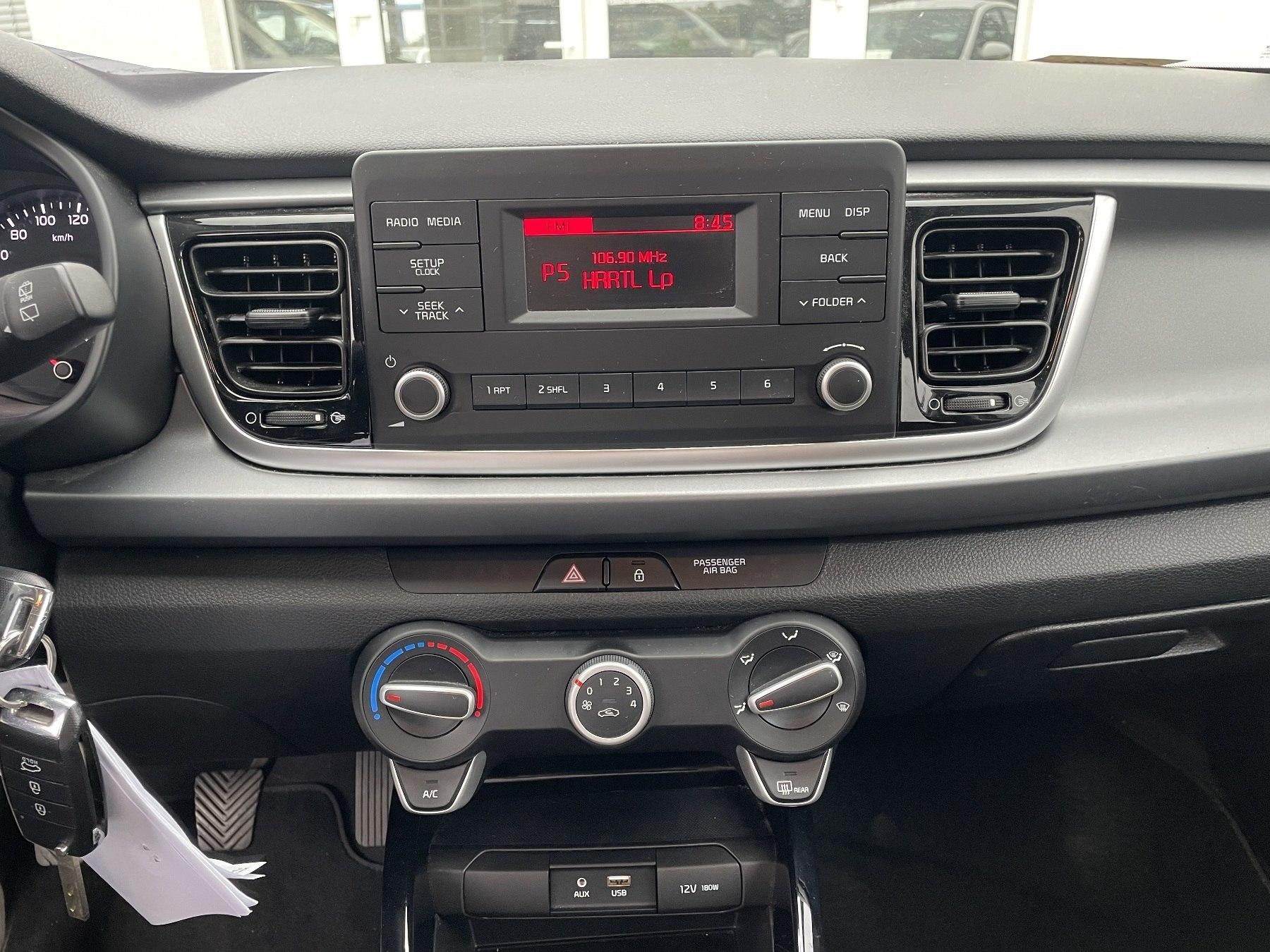 Fahrzeug-Bild 13