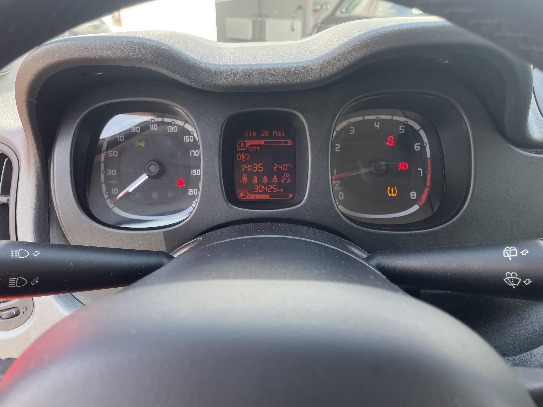 Fahrzeug-Bild 12