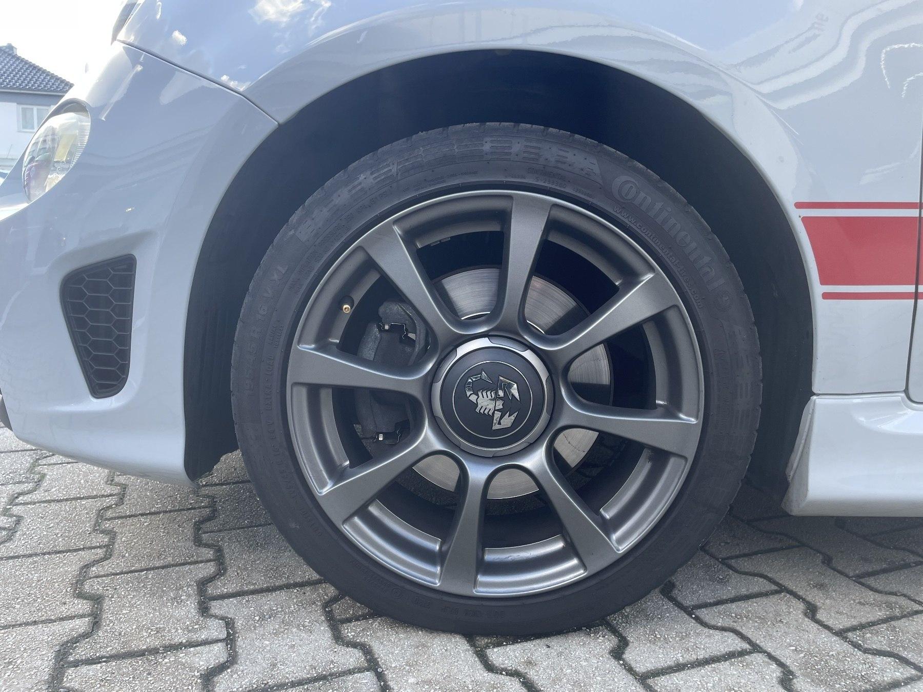 Fahrzeug-Bild 16