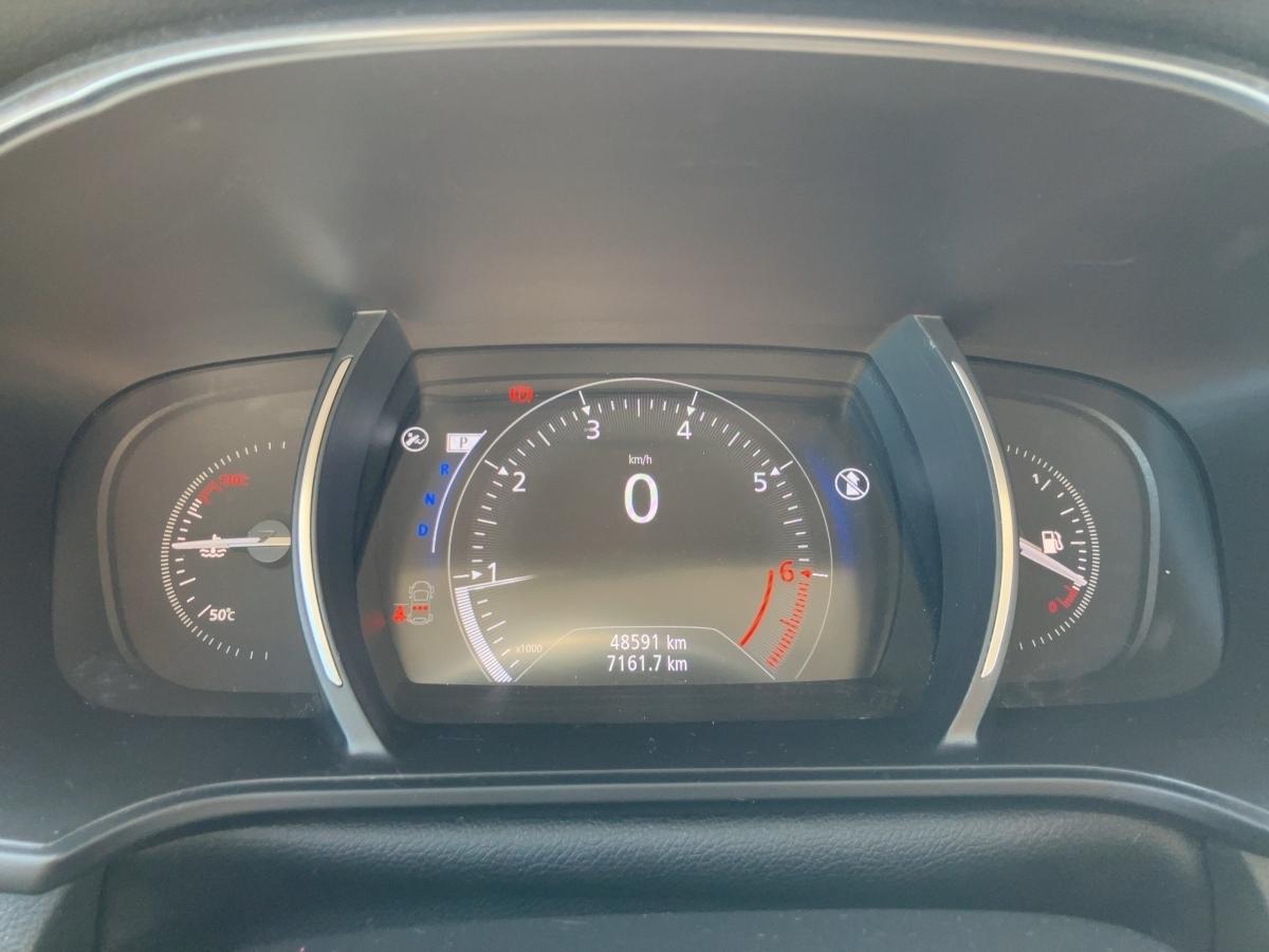 Fahrzeug-Bild 13