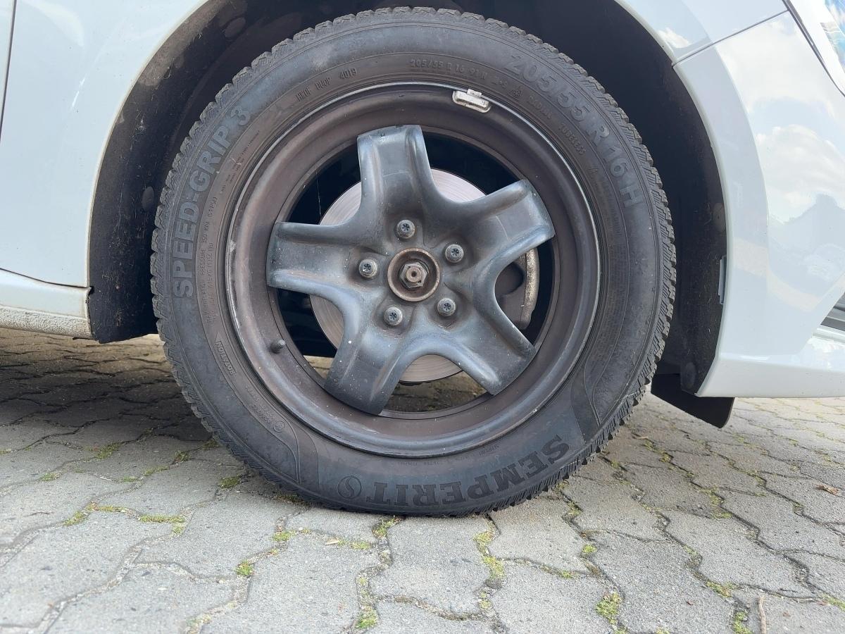 Fahrzeug-Bild 6