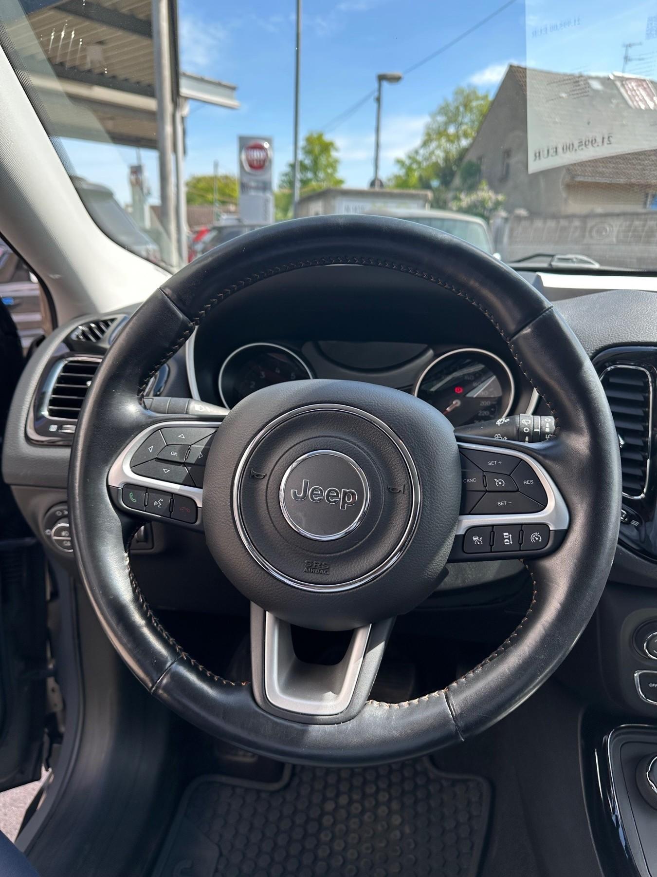 Fahrzeug-Bild 6