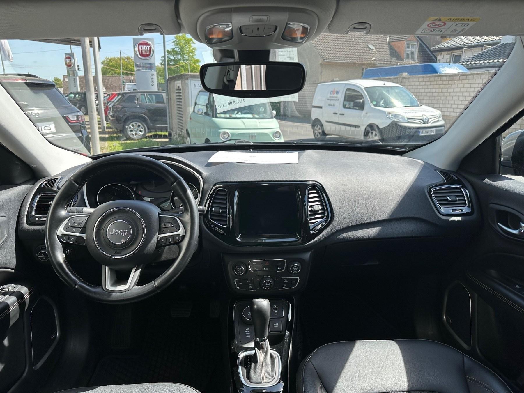 Fahrzeug-Bild 9