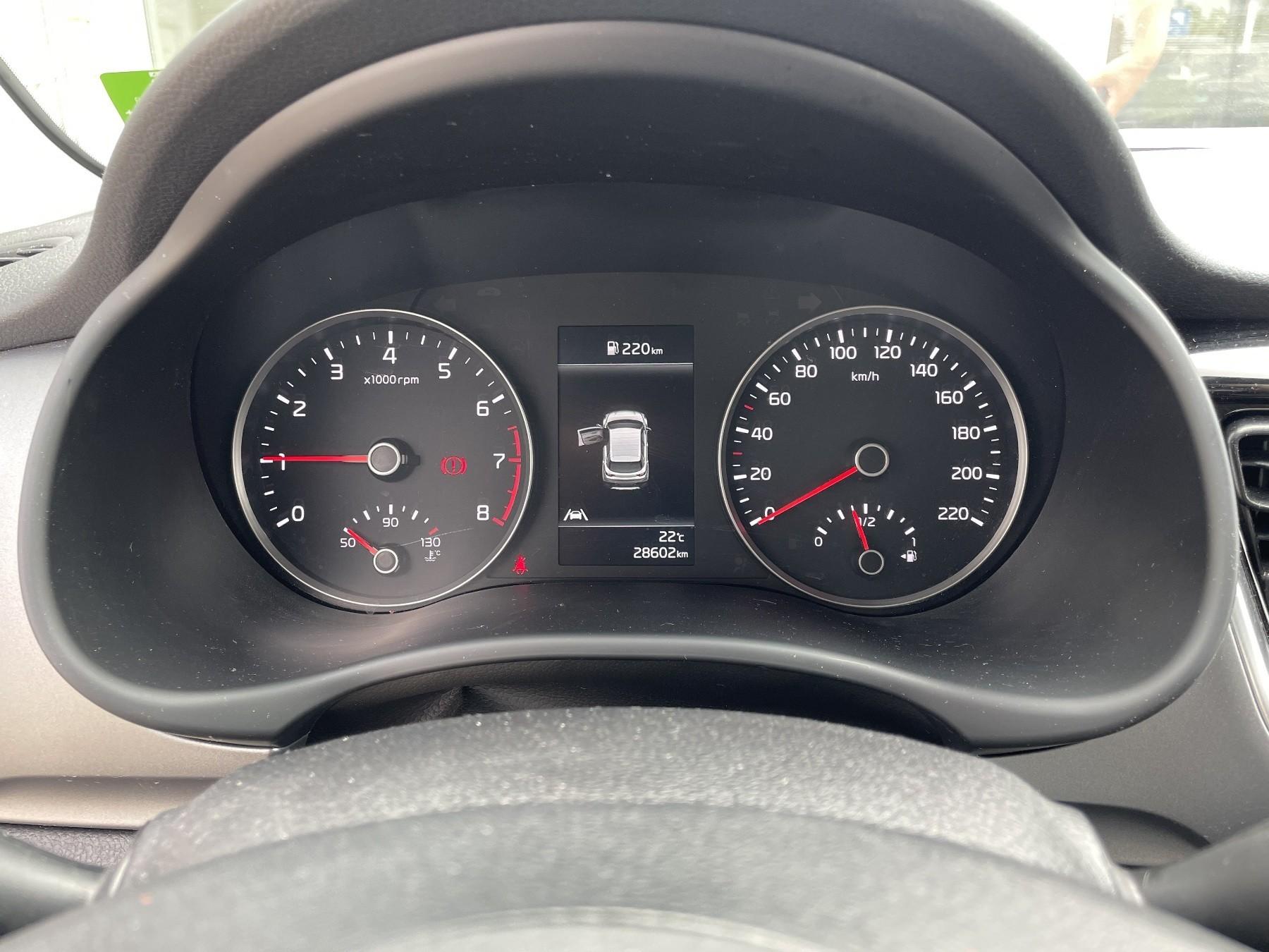 Fahrzeug-Bild 12