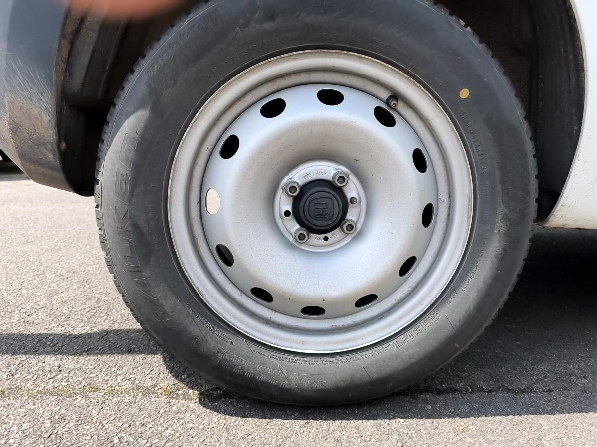 Fahrzeug-Bild 6