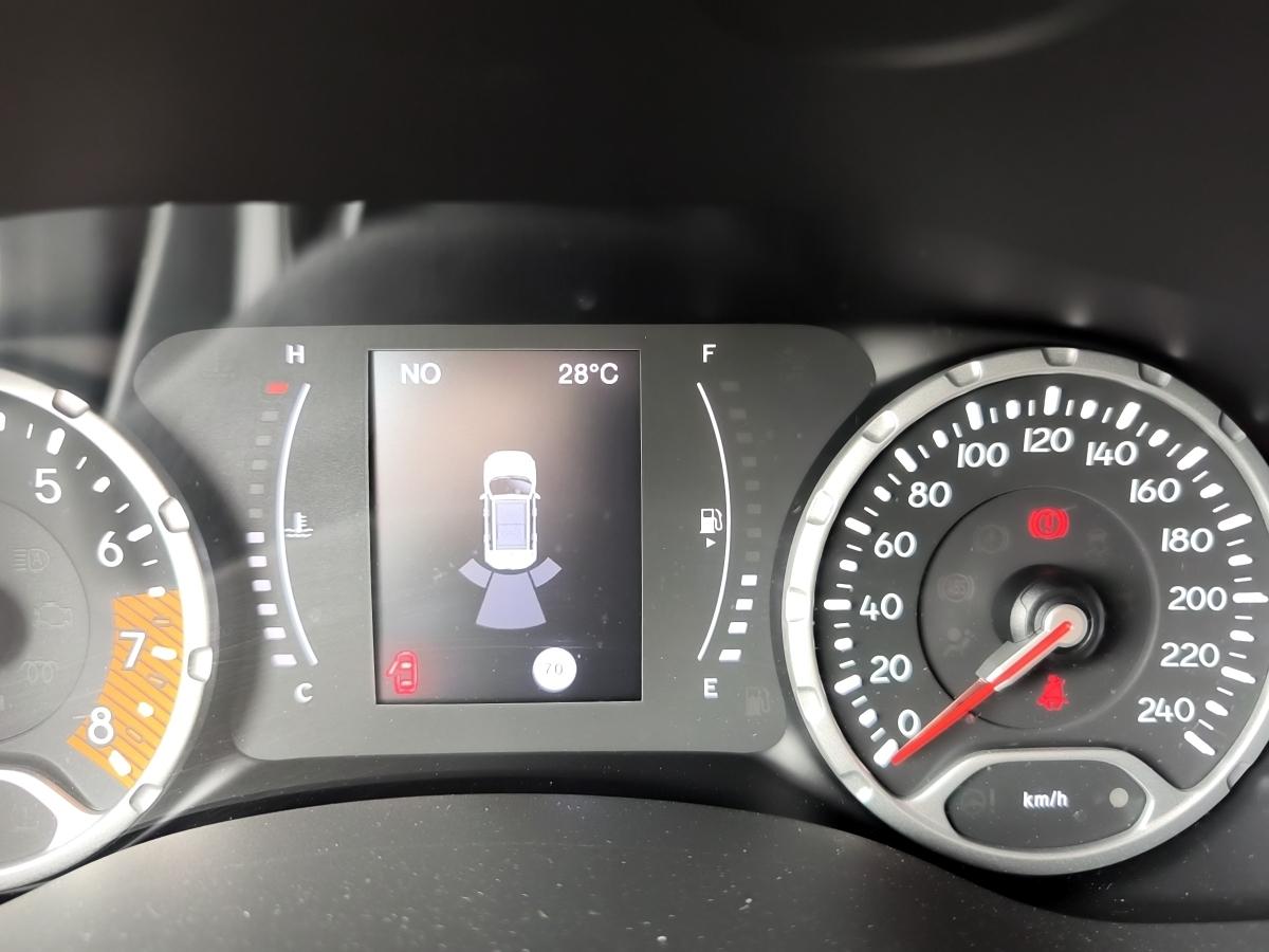 Fahrzeug-Bild 15