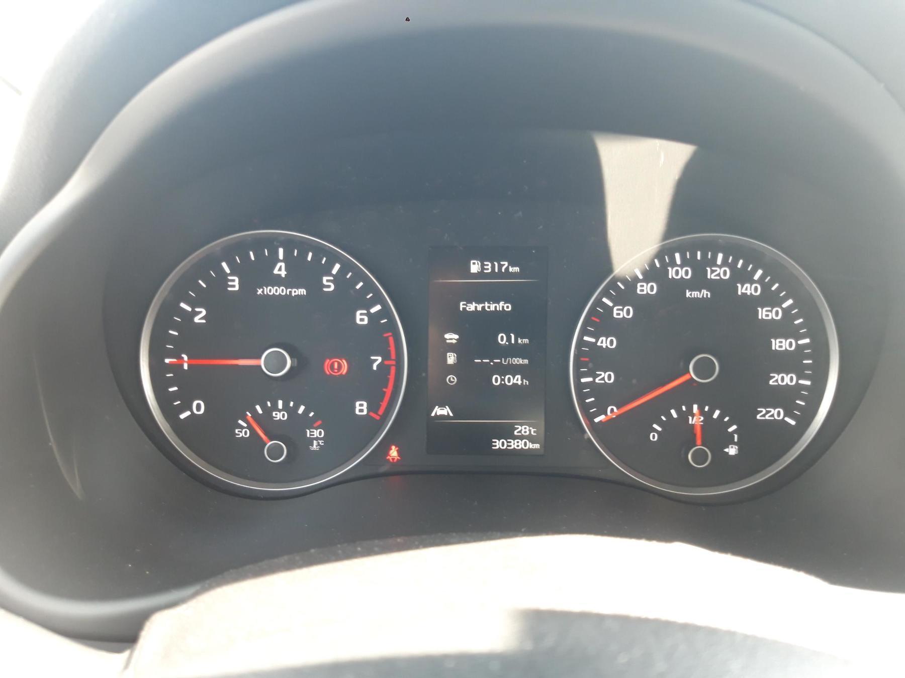 Fahrzeug-Bild 14