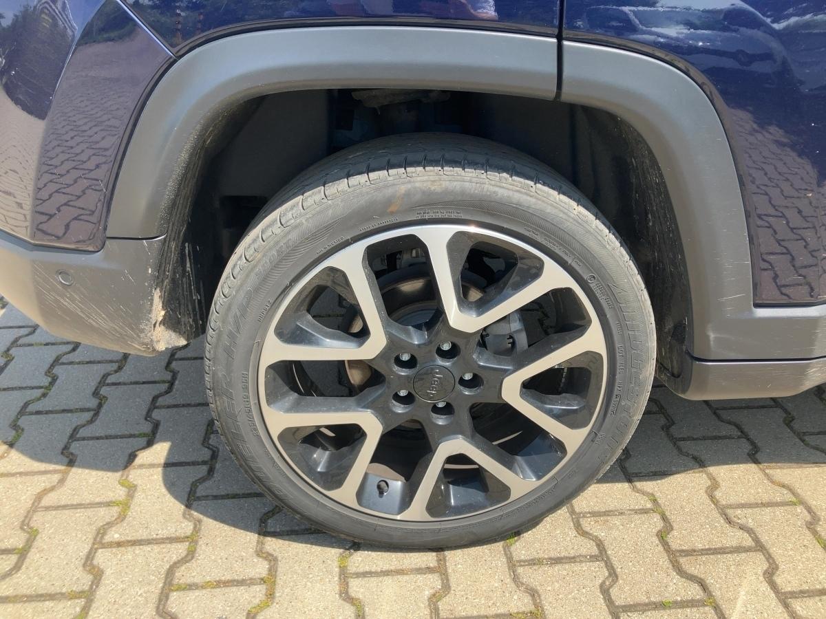 Fahrzeug-Bild 6