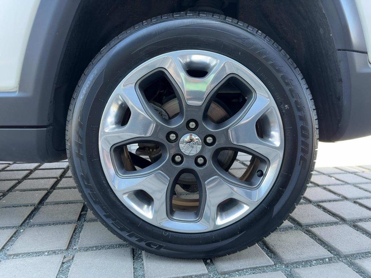 Fahrzeug-Bild 5