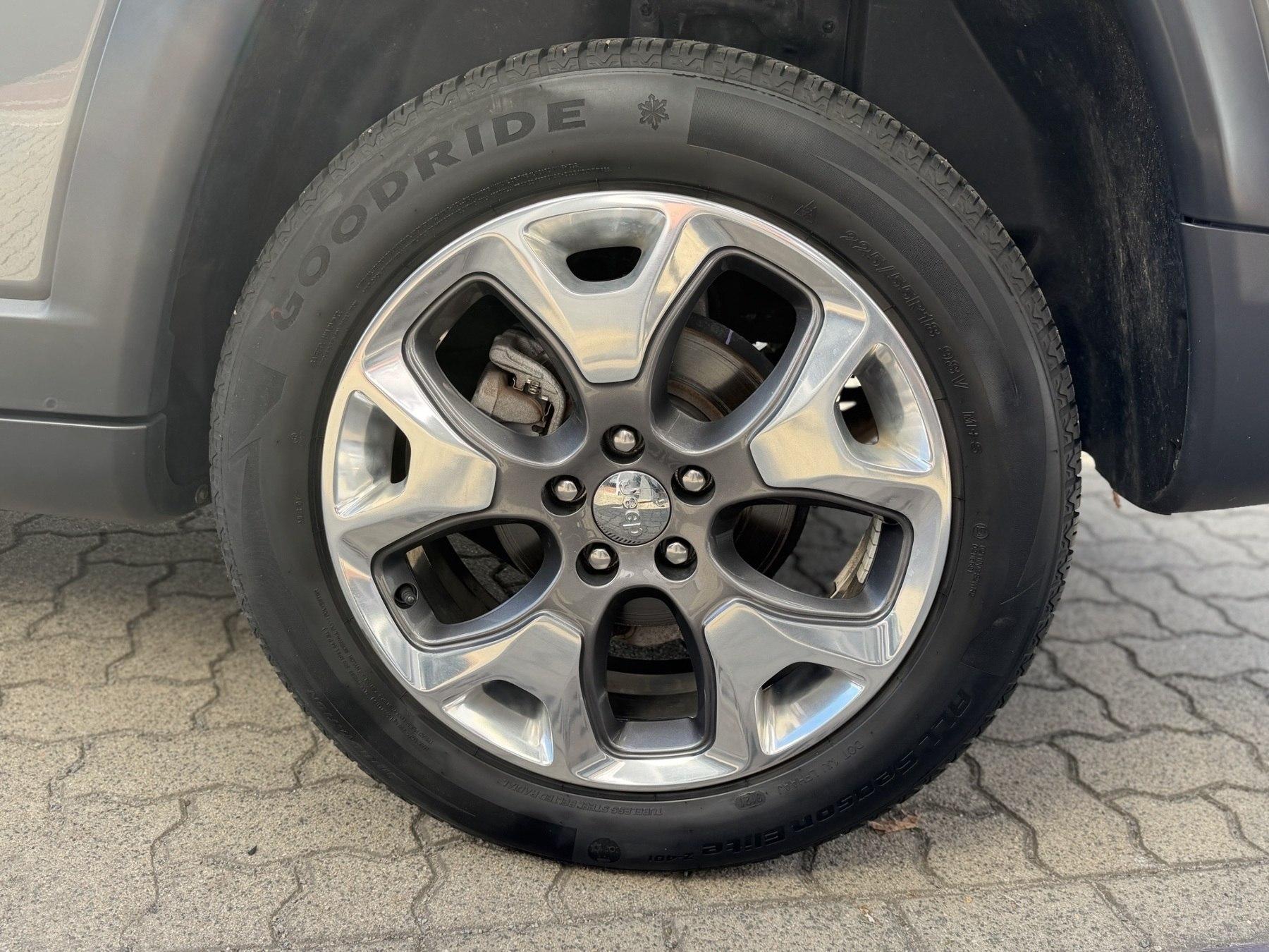 Fahrzeug-Bild 18