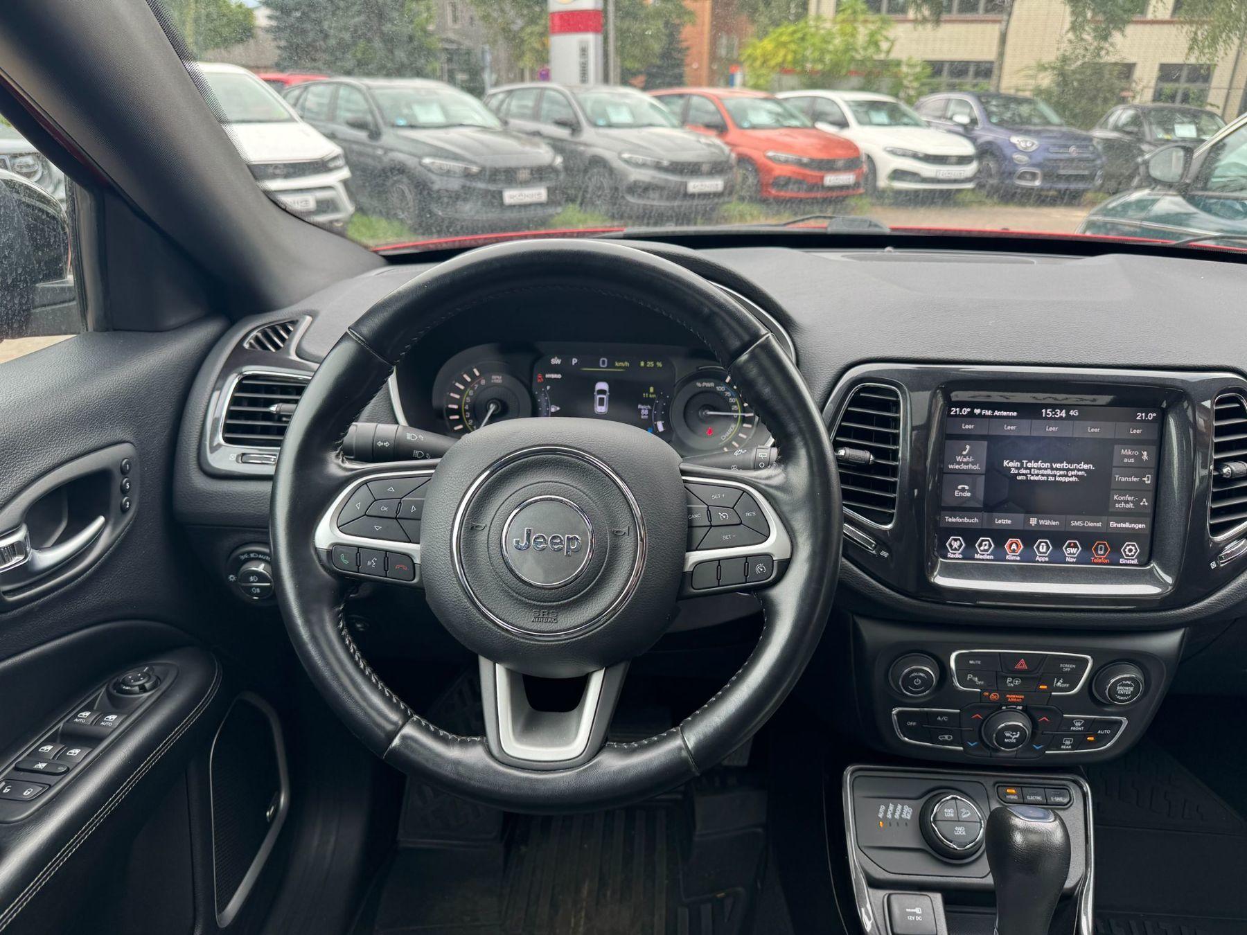 Fahrzeug-Bild 12