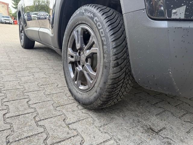Fahrzeug-Bild 11