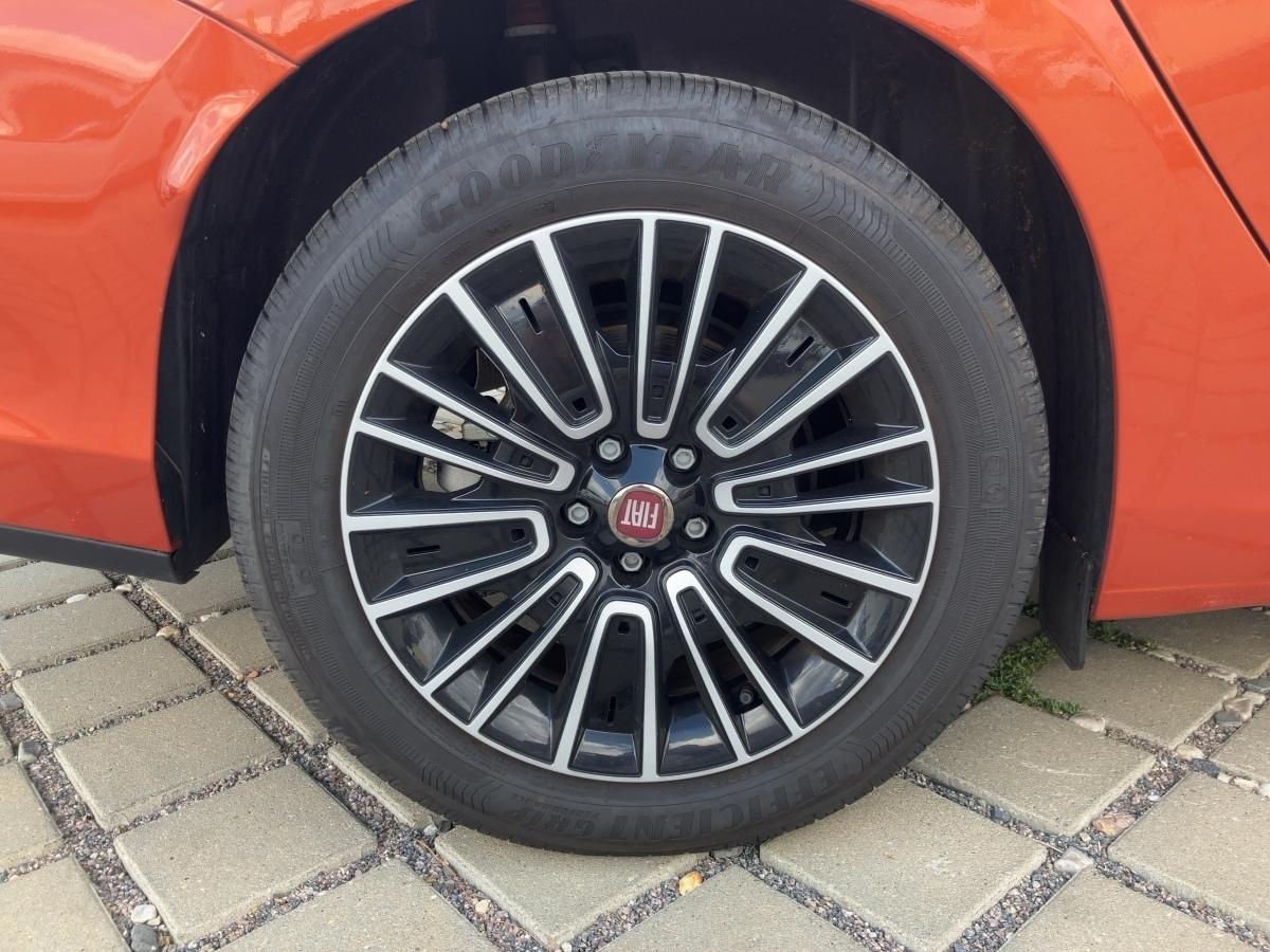 Fahrzeug-Bild 6