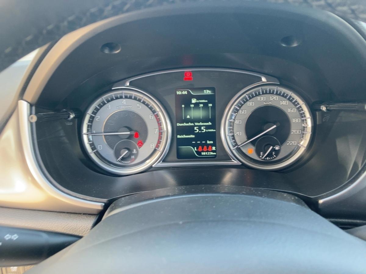 Fahrzeug-Bild 10