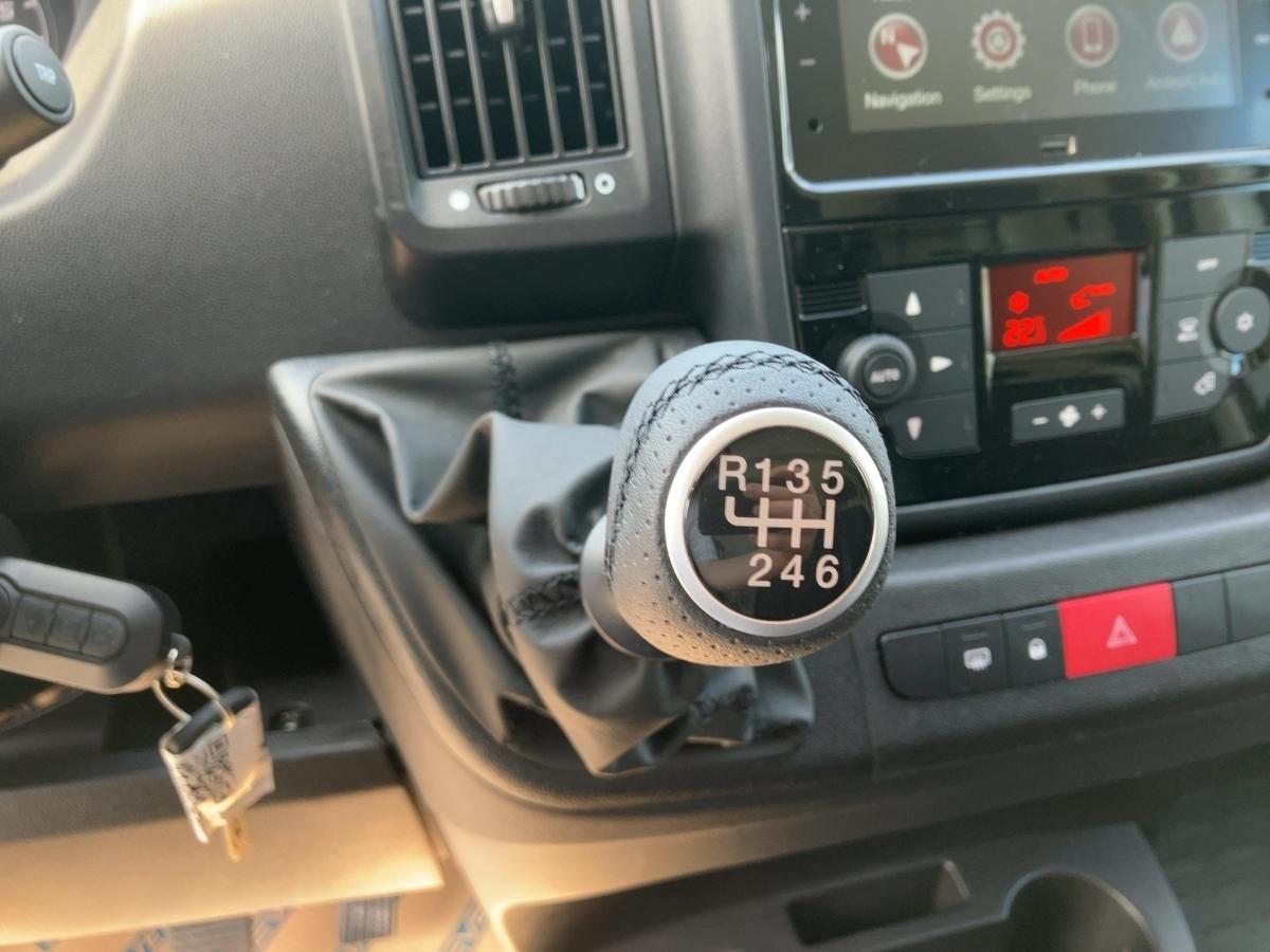 Fahrzeug-Bild 14