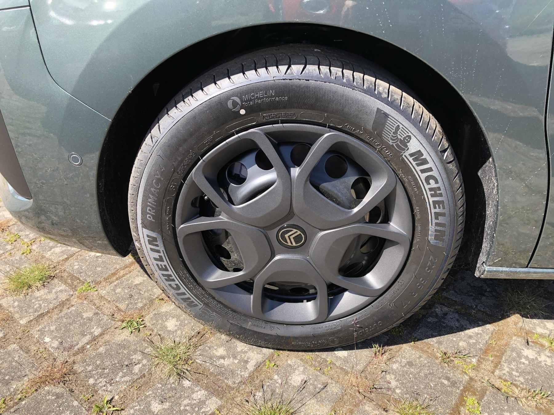 Fahrzeug-Bild 6