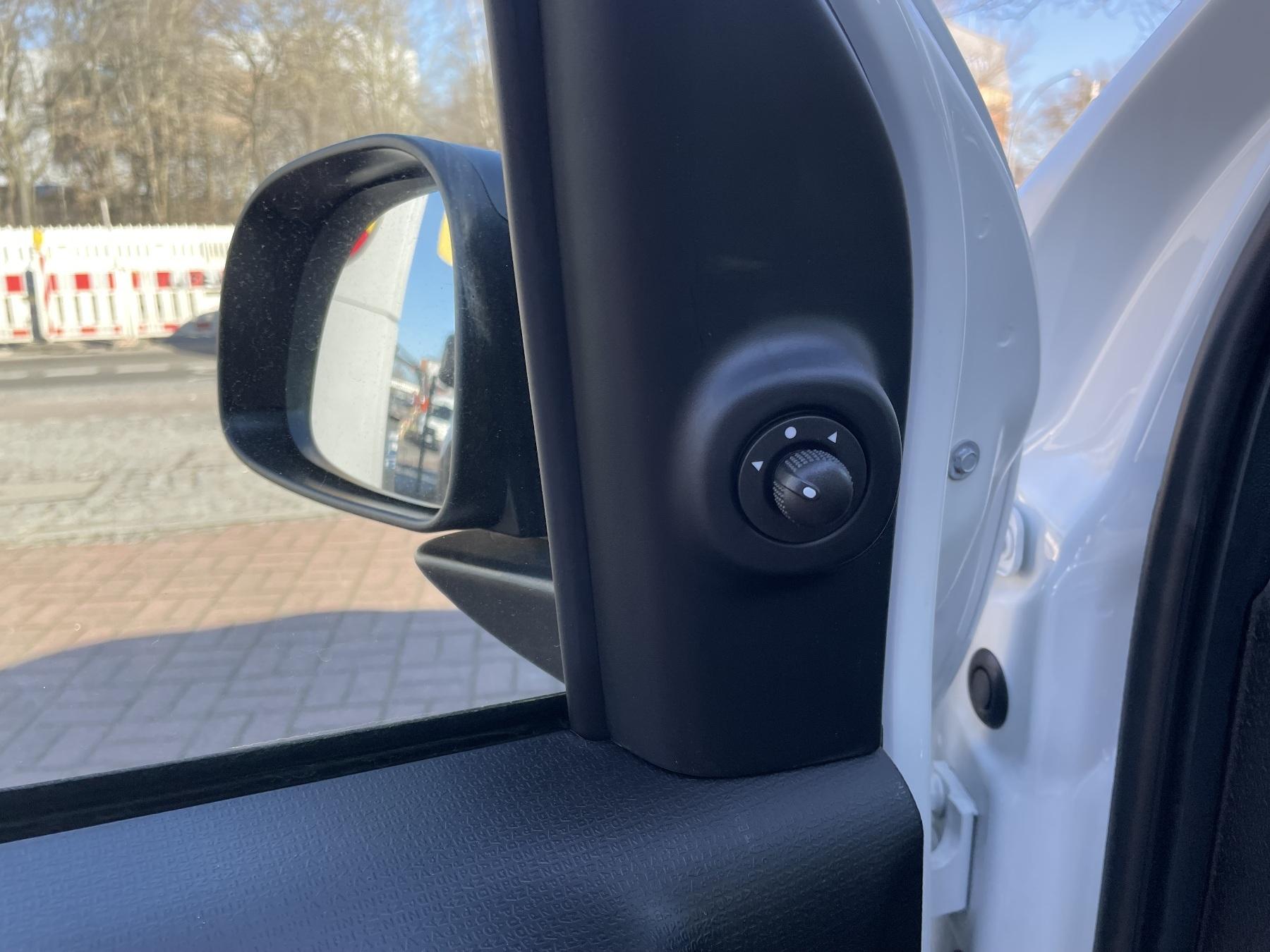 Fahrzeug-Bild 19
