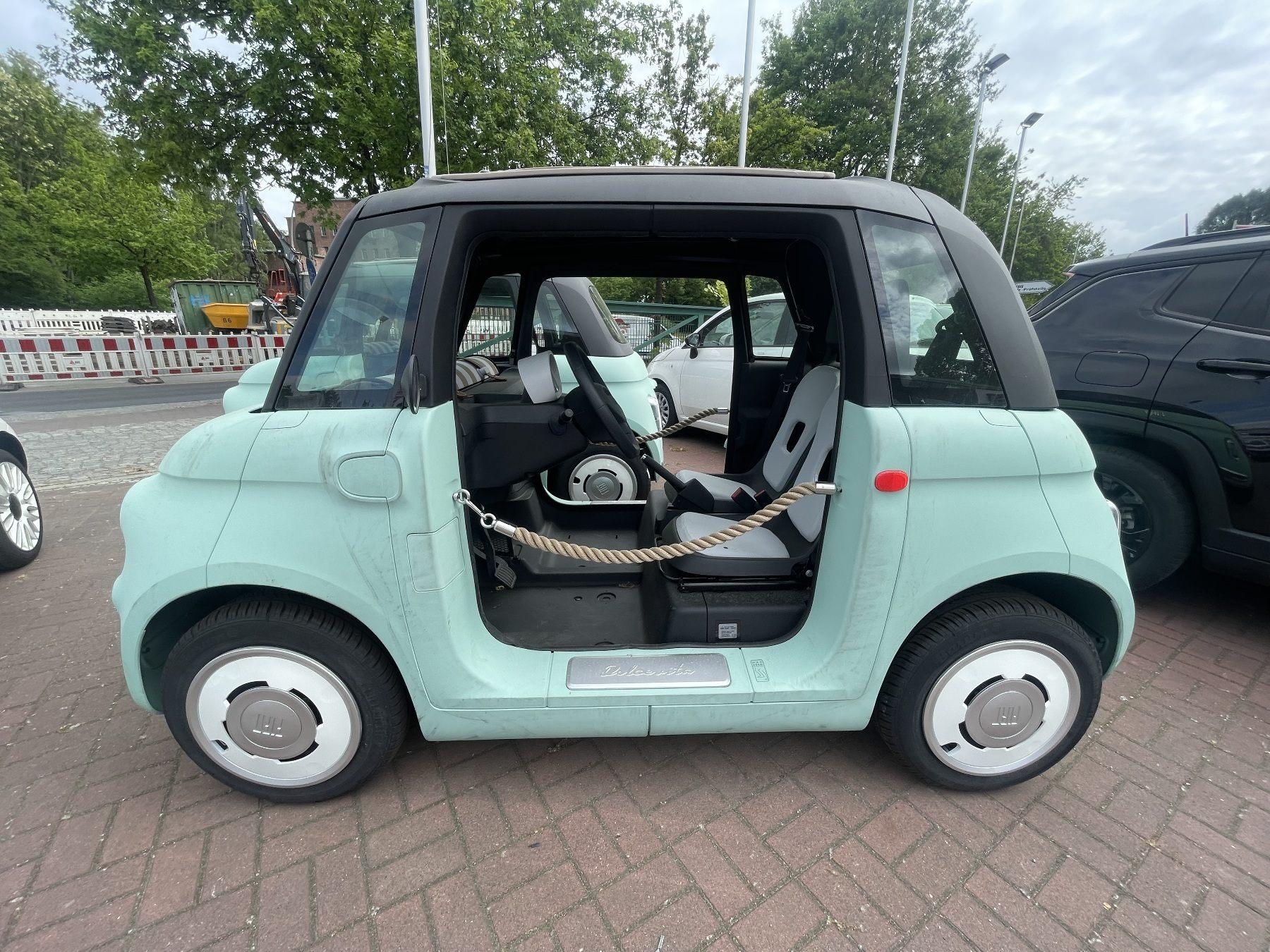 Fahrzeug-Bild 2