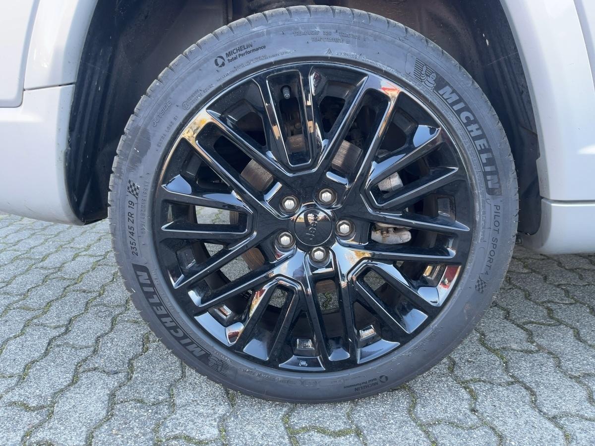 Fahrzeug-Bild 6