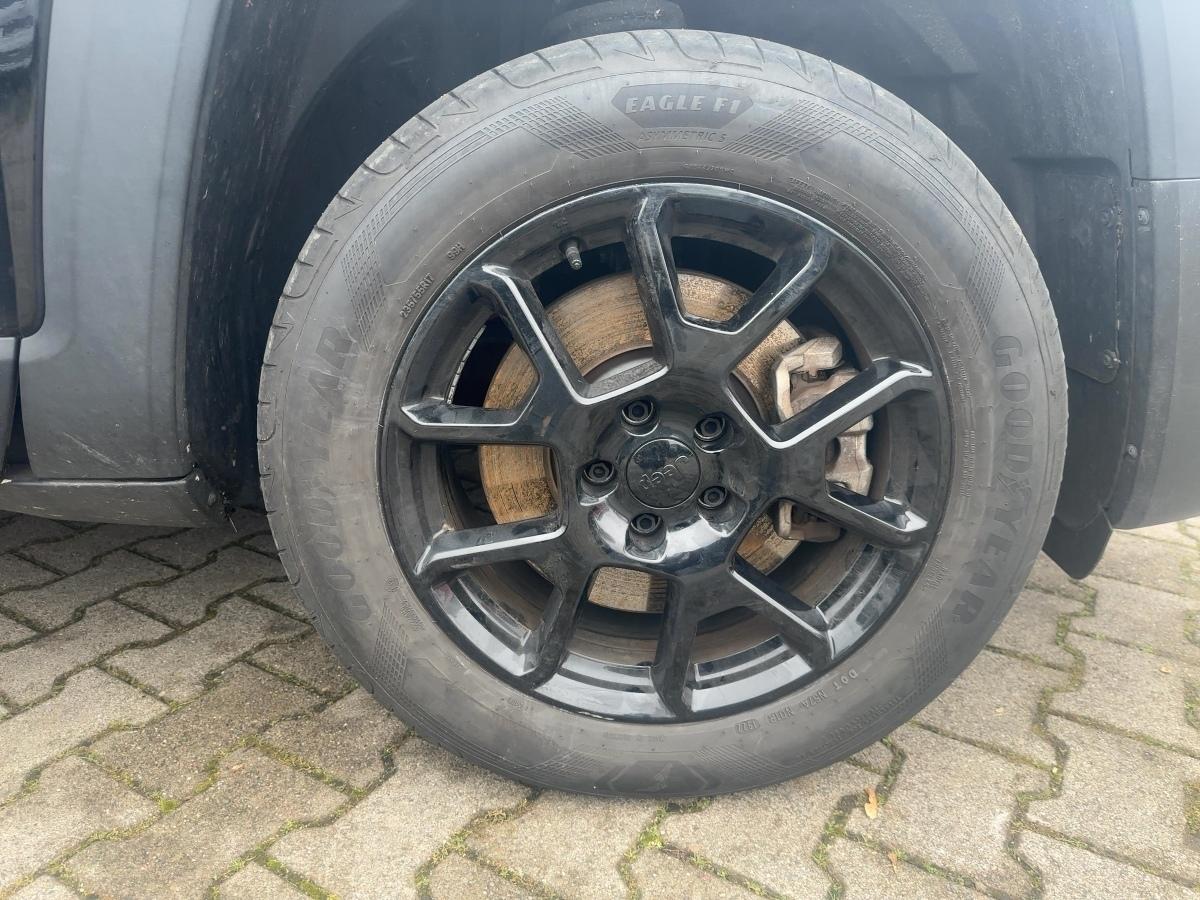 Fahrzeug-Bild 6
