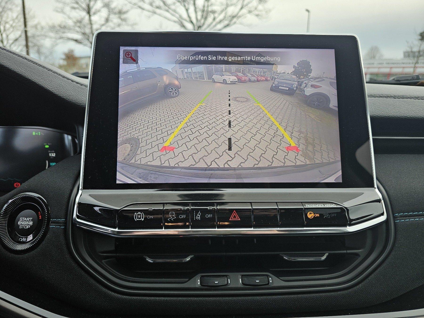 Fahrzeug-Bild 12
